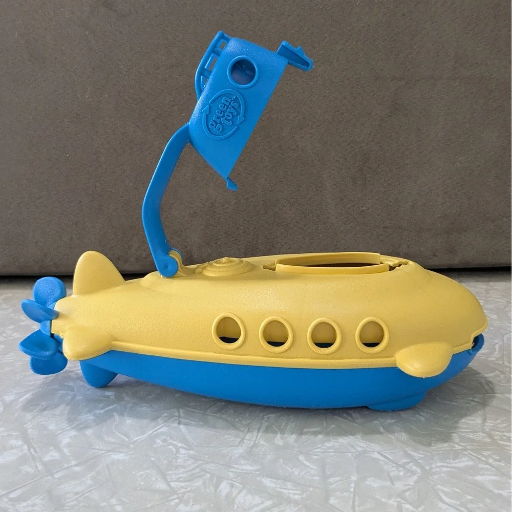 Green Toys Submarine Yellow and Blue Recycled Plastic USA Made